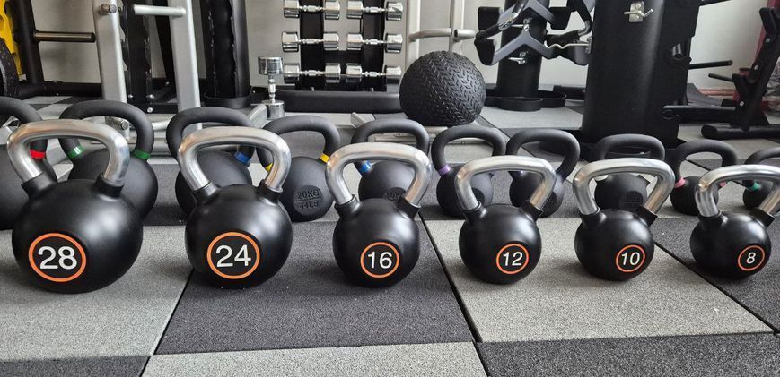 Гиря чавунна обгумована 24 кг Generation Fitness FF51F3-24kg FF51F3-24kg фото