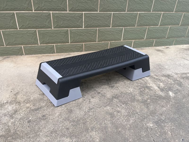 Степ-платформа Generation Fitness FF52E1A 3-ступенчатая FF52E1A фото